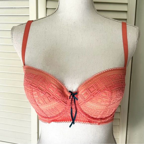 Bundle 3 Elle MacPherson Intimates Bras 32DD Black Lace Peach Underwire - Picture 3 of 12